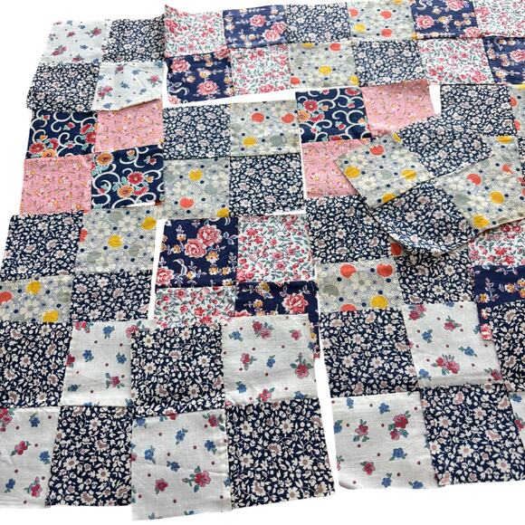 Vintage four patch quilt blocks hand pieced & sewn (21) navy pink gray florals - Picture 3 of 9